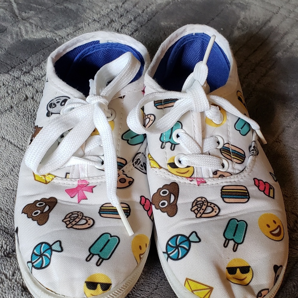 Girls Emoji Sneakers